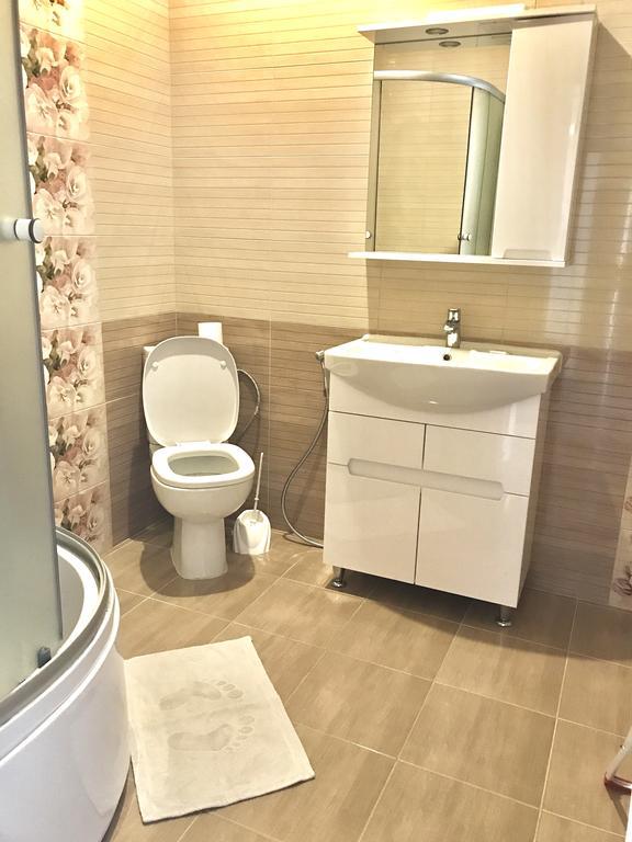 Apartment Henuezka 5 Odessa Exteriör bild